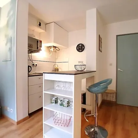 Apartment Cosy Au Coeur De Nimes. Nimes